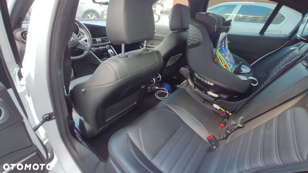 Alfa Romeo Giulia 2.0 Turbo Veloce Q4 - 16