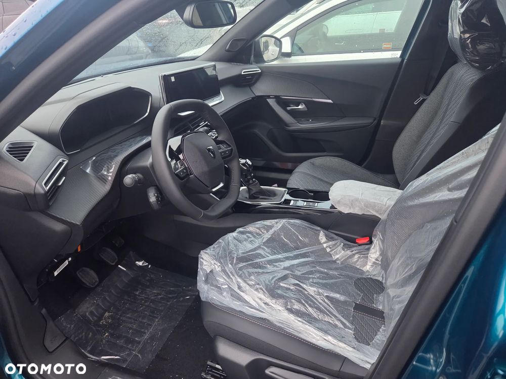 Peugeot 2008 PureTech 100 Allure S&S BVM6 - 5