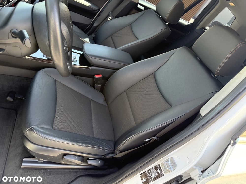BMW X3 sDrive18d xLine - 11