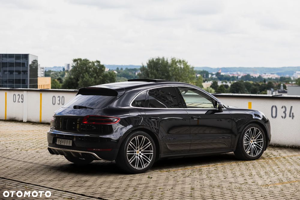 Porsche Macan - 10