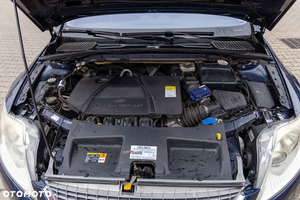 Ford Mondeo SW 2.0 Titanium - 19