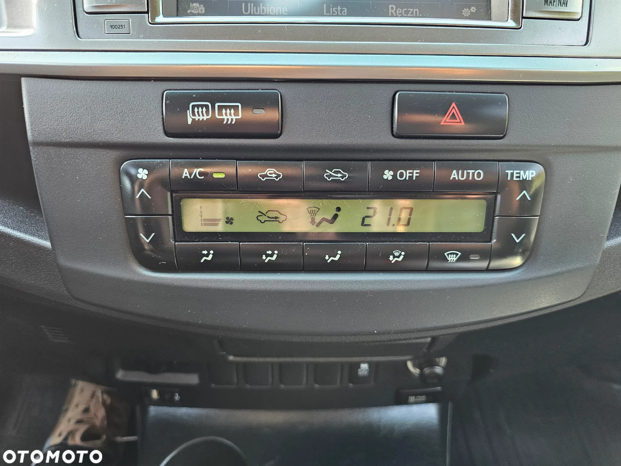 Toyota Hilux 3.0 D-4D Invincible - 20