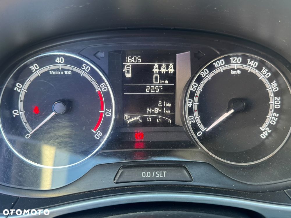 Skoda Fabia 1.0 Active - 6