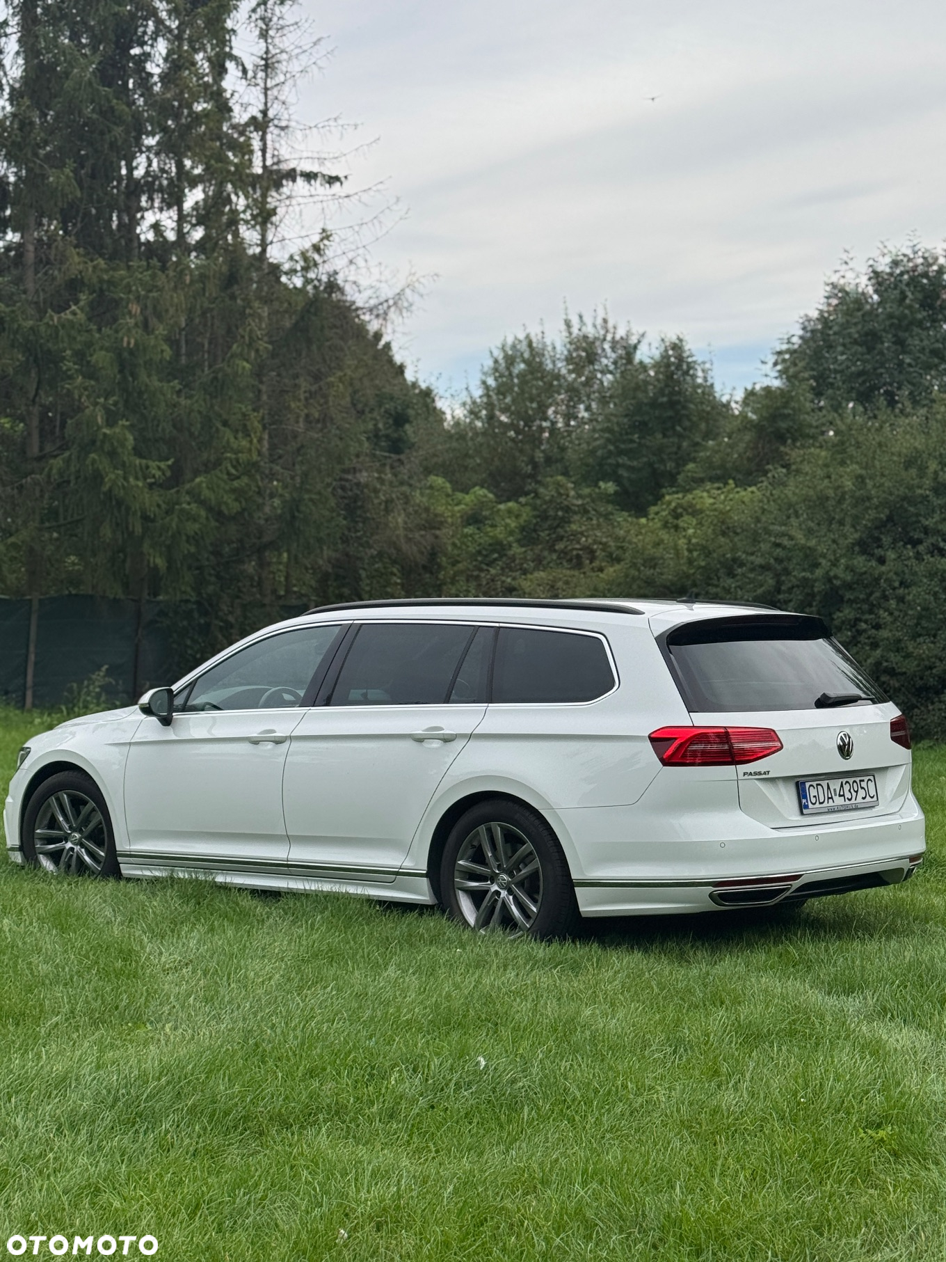 Volkswagen Passat 2.0 TDI (BlueMotion Technology) DSG Highline - 3