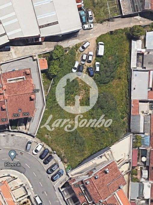 Terreno de 795m2, com viabilidade de construção de 2 moradias - Grande imagem: 2/2