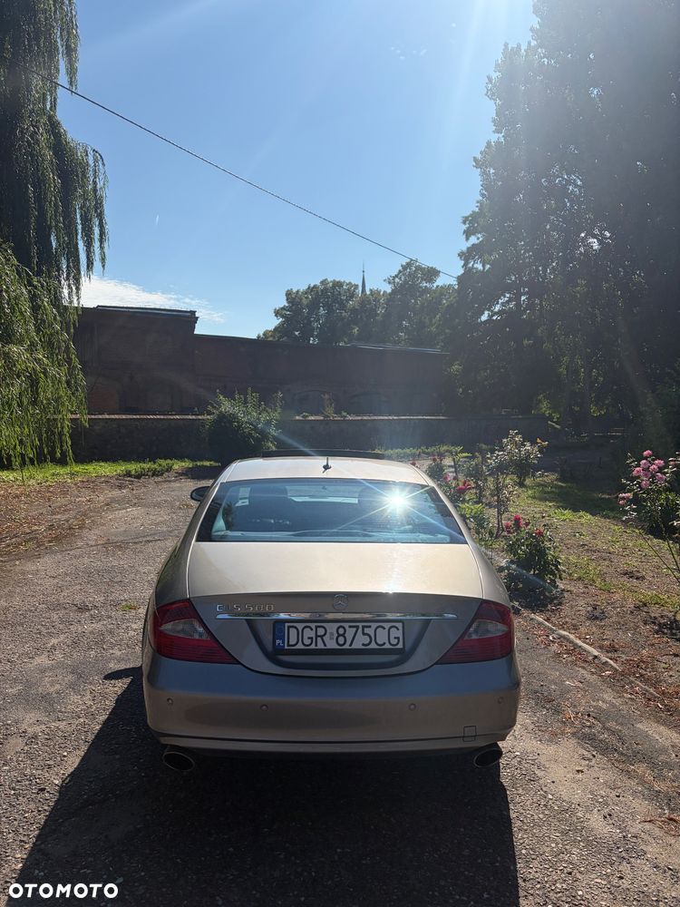 Mercedes-Benz CLS - 4