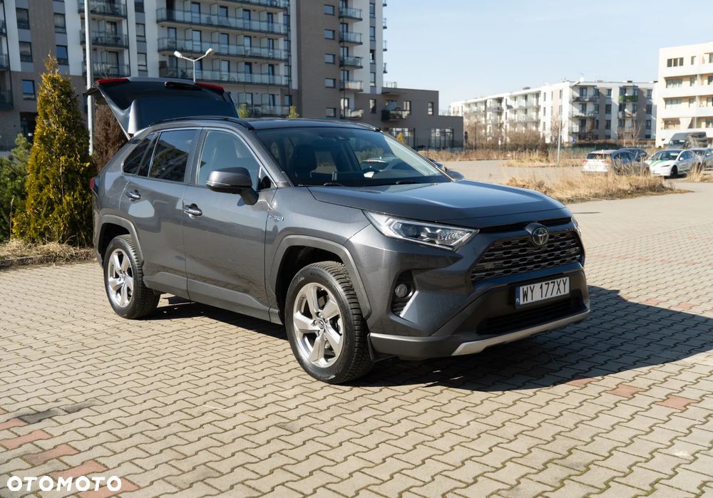Toyota RAV4 - 2