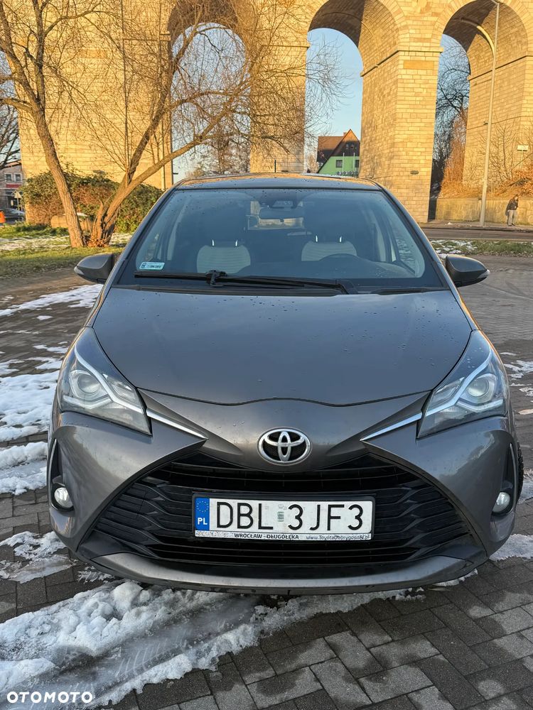 Toyota Yaris 1.5 Premium - 6