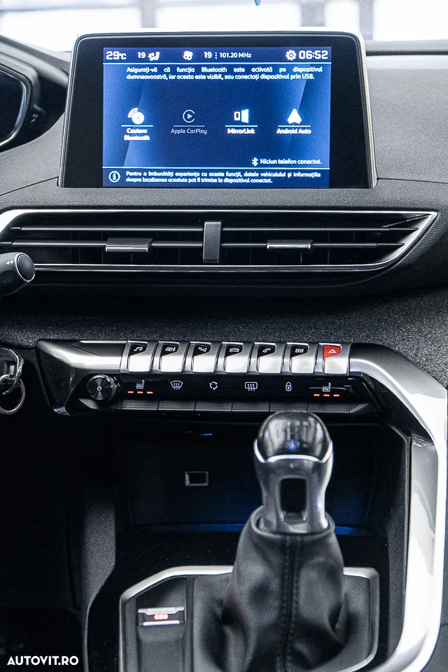 Peugeot 3008 1.2 PureTech 130 BVM6 Allure Pack - 4