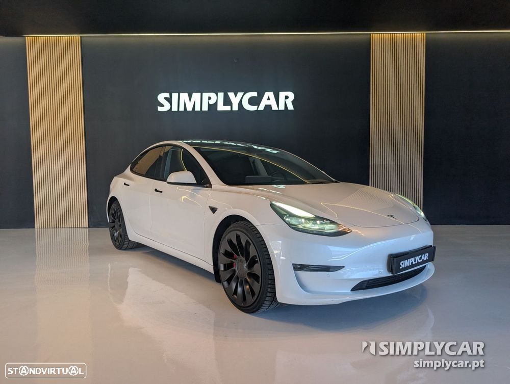 Tesla Model 3 - 3