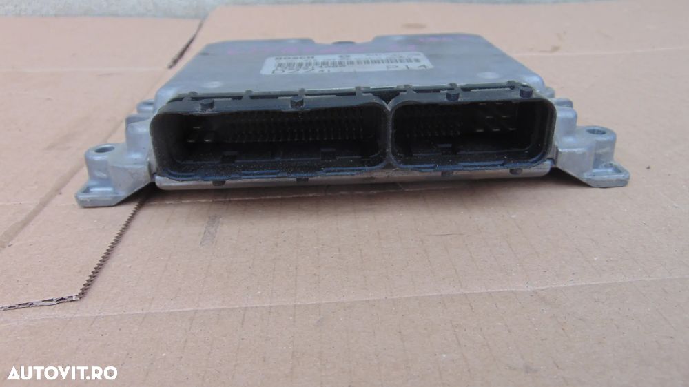 ECU Calculator motor Peugeot Boxer 2.2 HDI an 2006 cod 0281010484 - 4