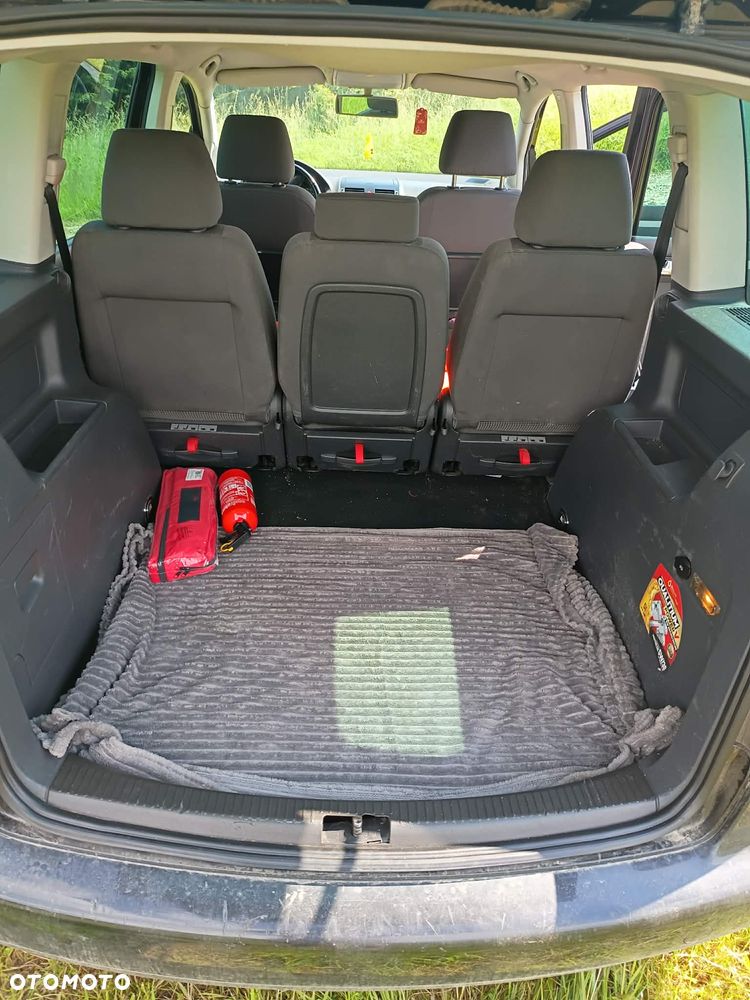 Volkswagen Touran 1.9 TDI Q-Line - 6
