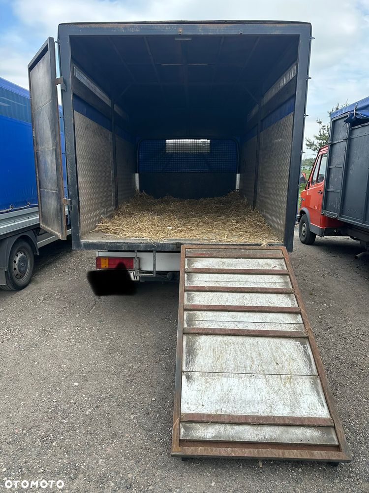 Mercedes-Benz Sprinter 211 - 10