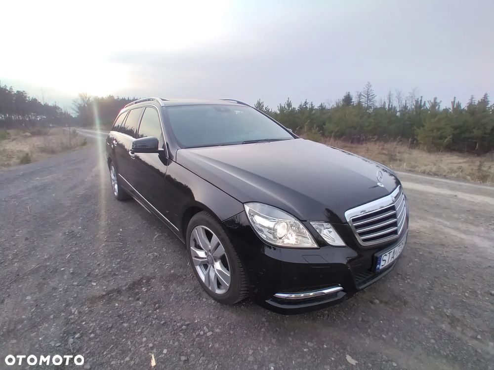 Mercedes-Benz Klasa E 220 CDI DPF BlueEFFICIENCY 7G-TRONIC Avantgarde - 1