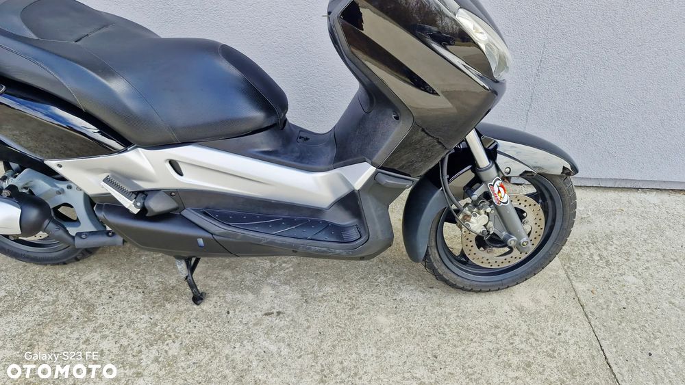 Yamaha X-max - 23