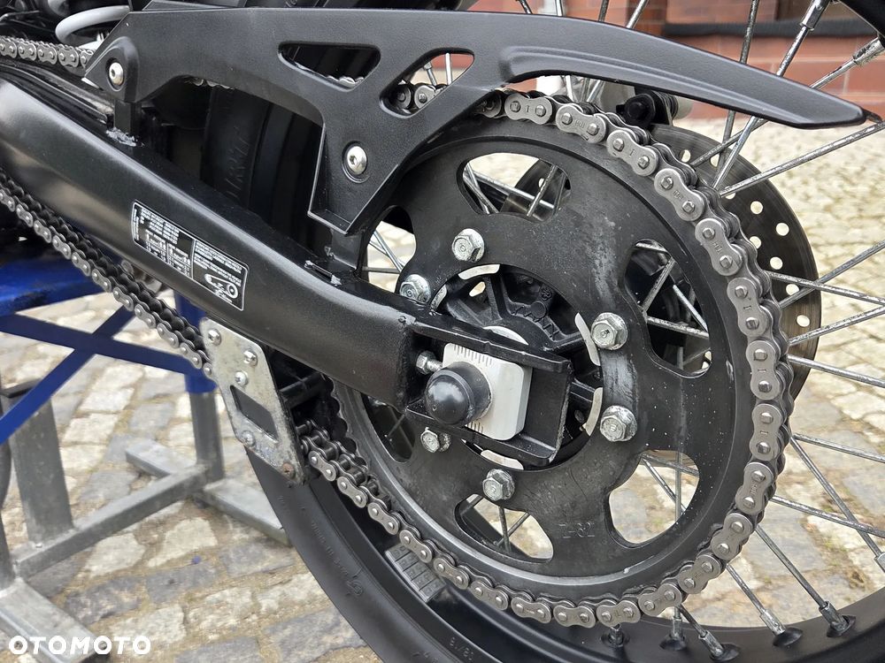 Aprilia SX - 18