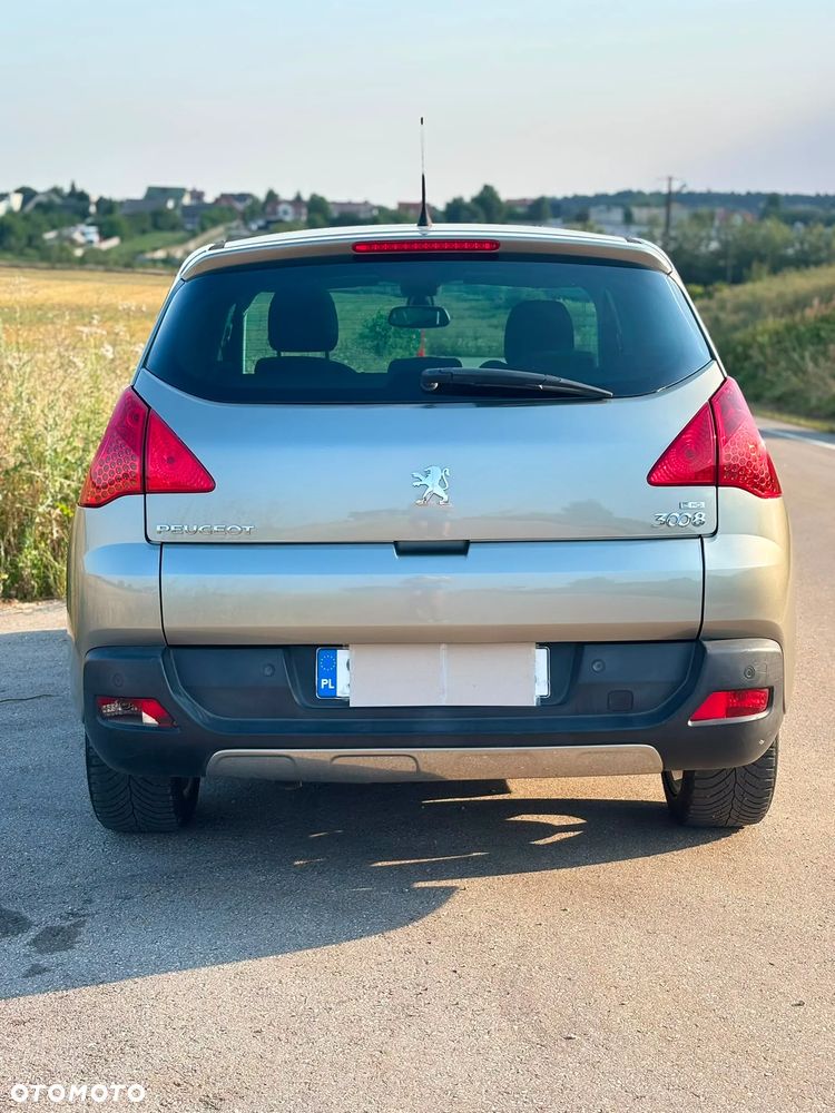 Peugeot 3008 1.6 HDi Premium - 6