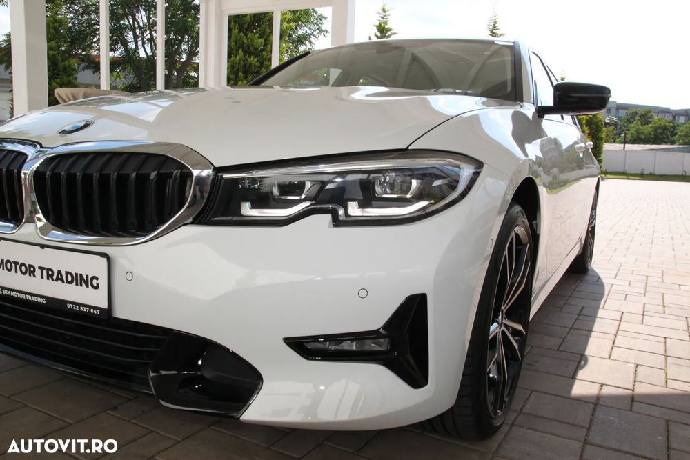 BMW Seria 3 320d xDrive AT Sport Line - 37