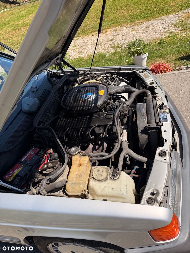 Mercedes-Benz W201 (190) - 17