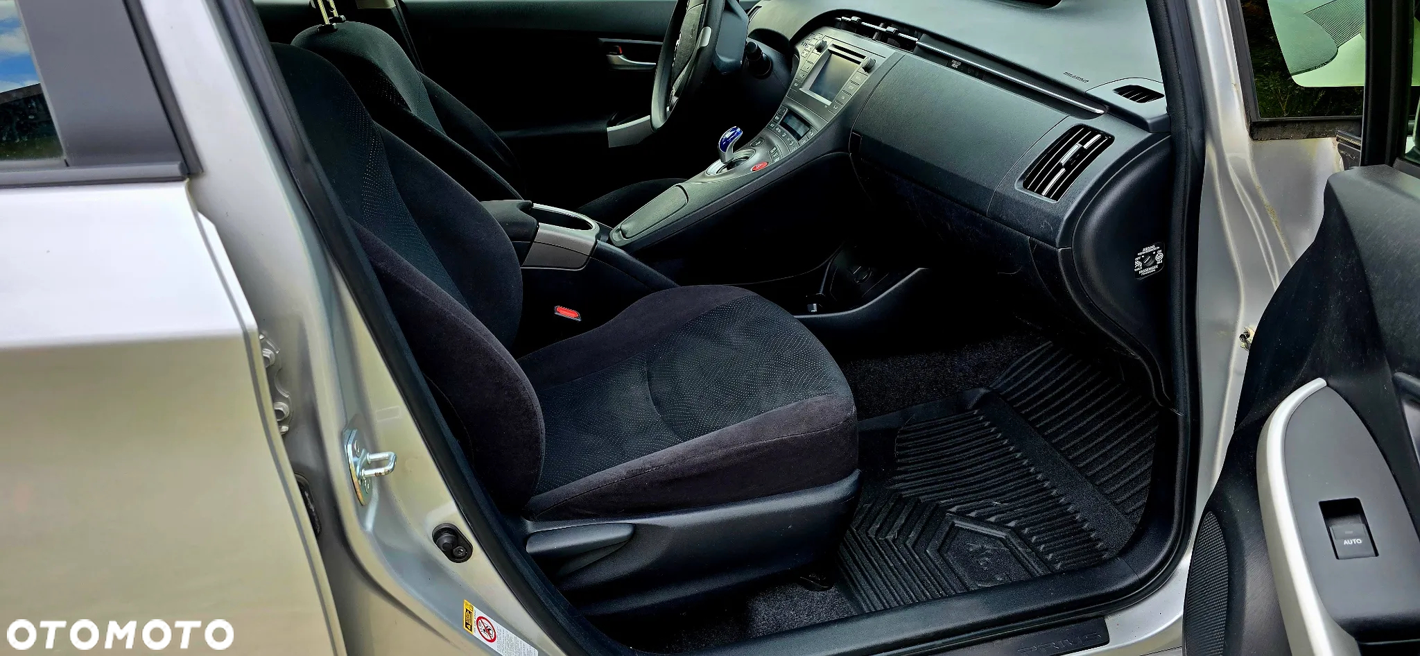 Toyota Prius - 10