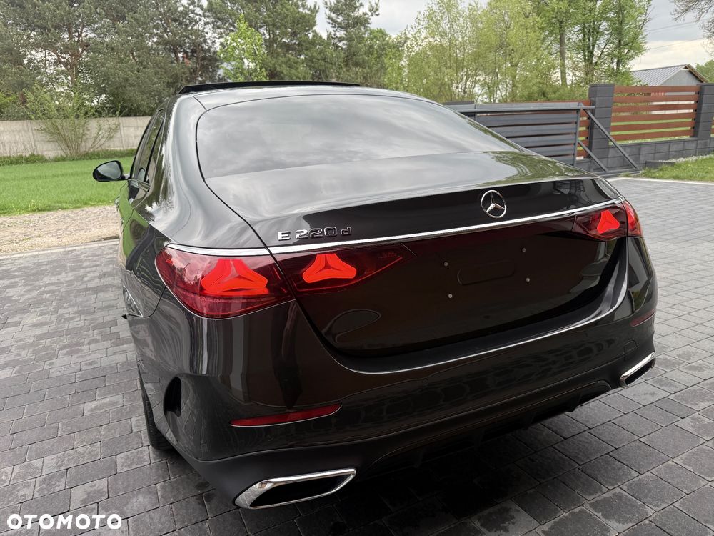 Mercedes-Benz Klasa E 220 d 9G-TRONIC Edition AMG Line - 14