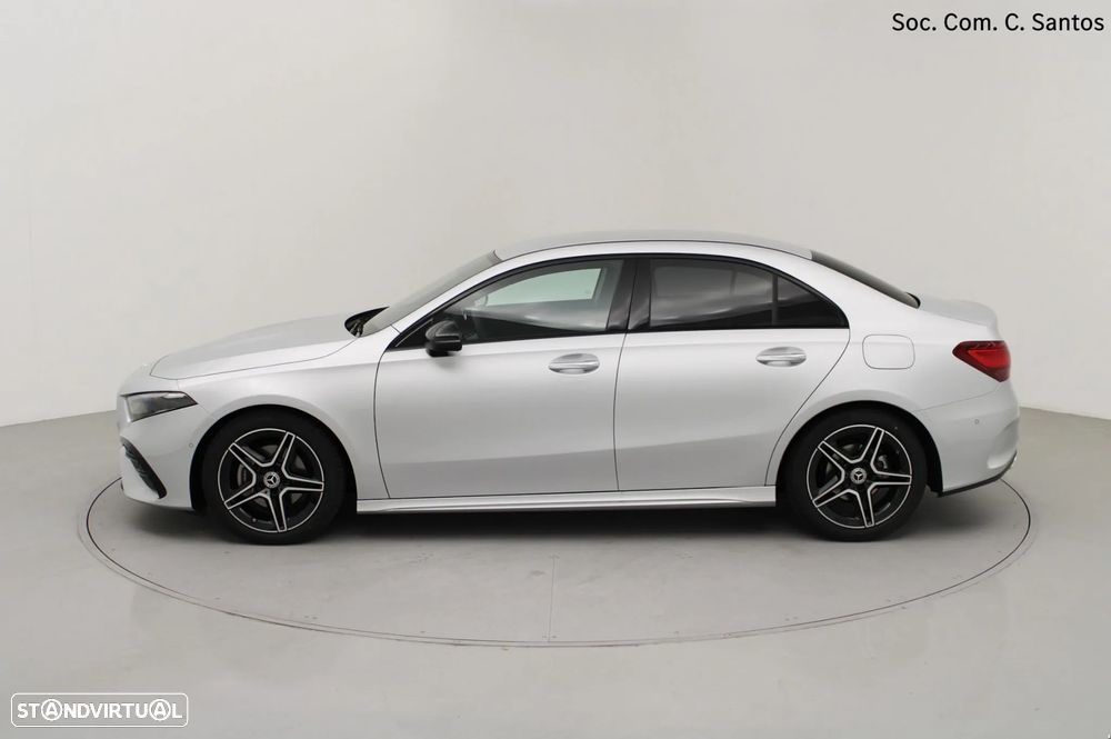 Mercedes-Benz A 200 Limousine d AMG Line Aut. - 4