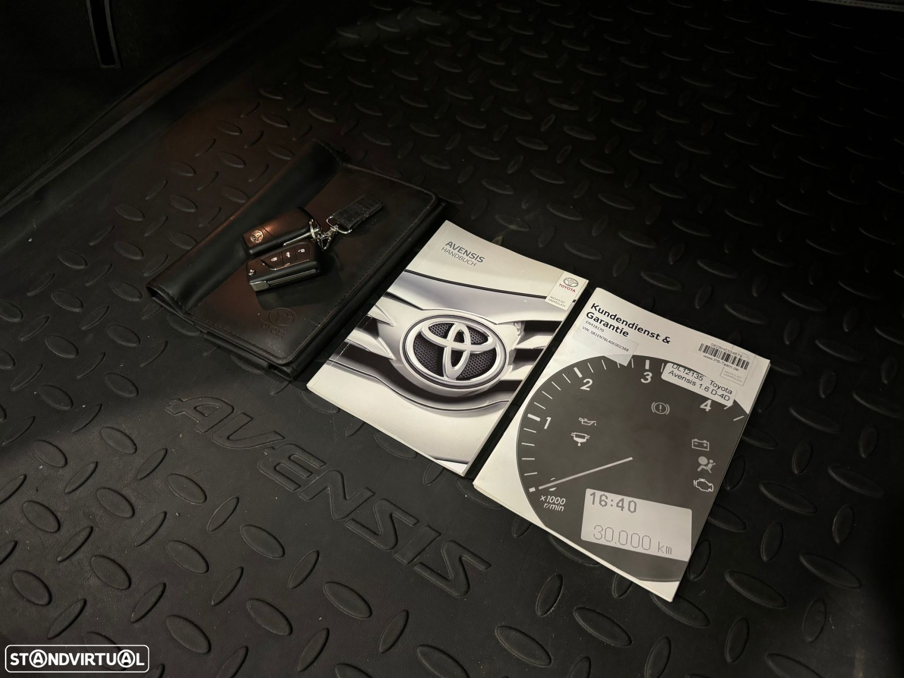 Toyota Avensis Touring Sports 1.6 D-4D Exclusive - 10