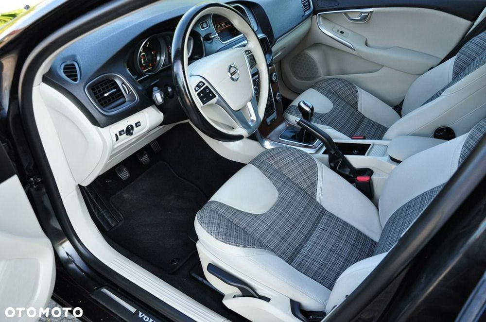 Volvo V40 - 29
