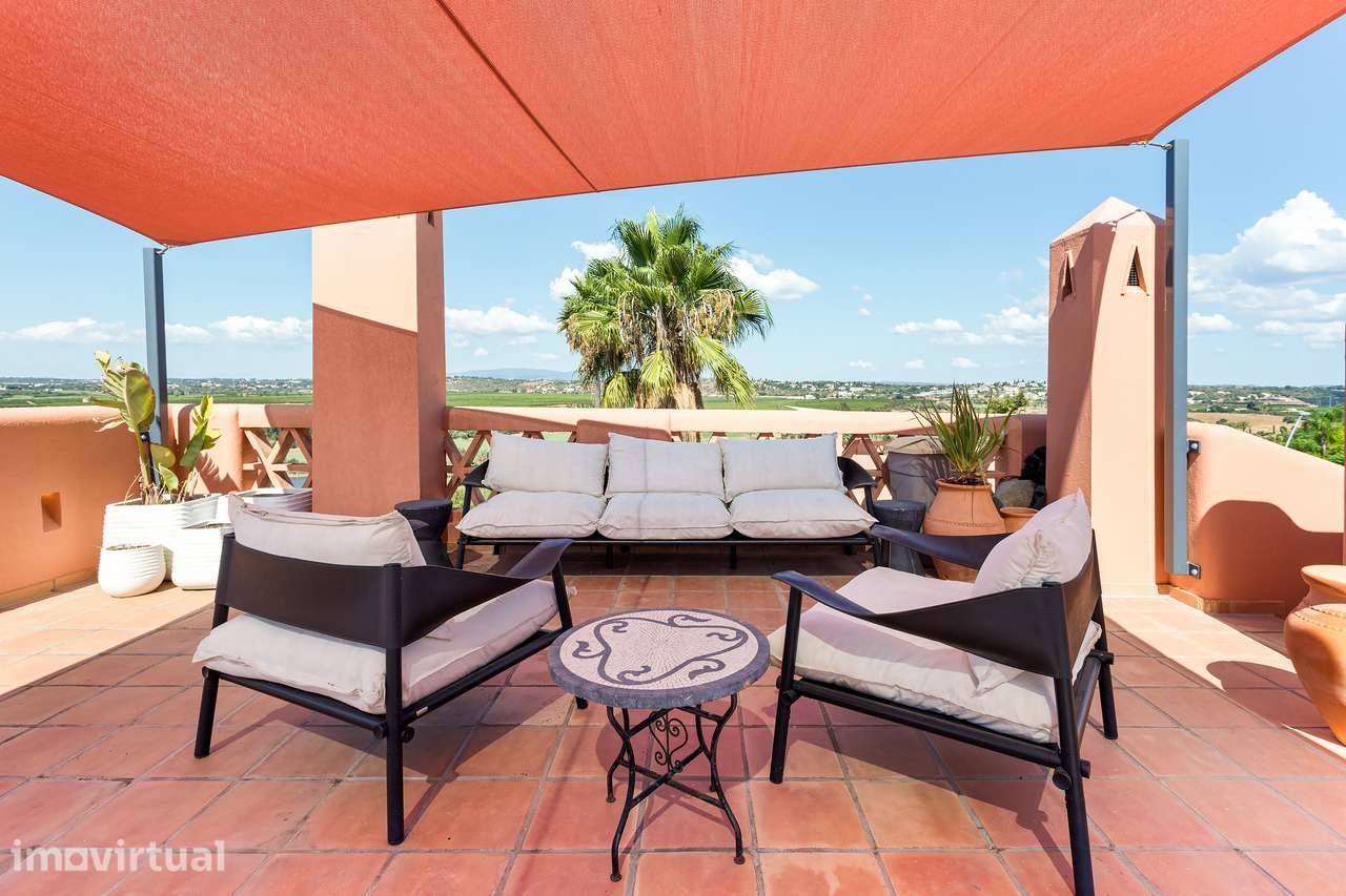 Moradia V3 Moderna em Prestigiado Resort de Golfe - Grande imagem: 2/58