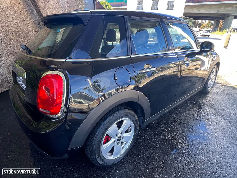 MINI 5 Portas Cooper D - 7