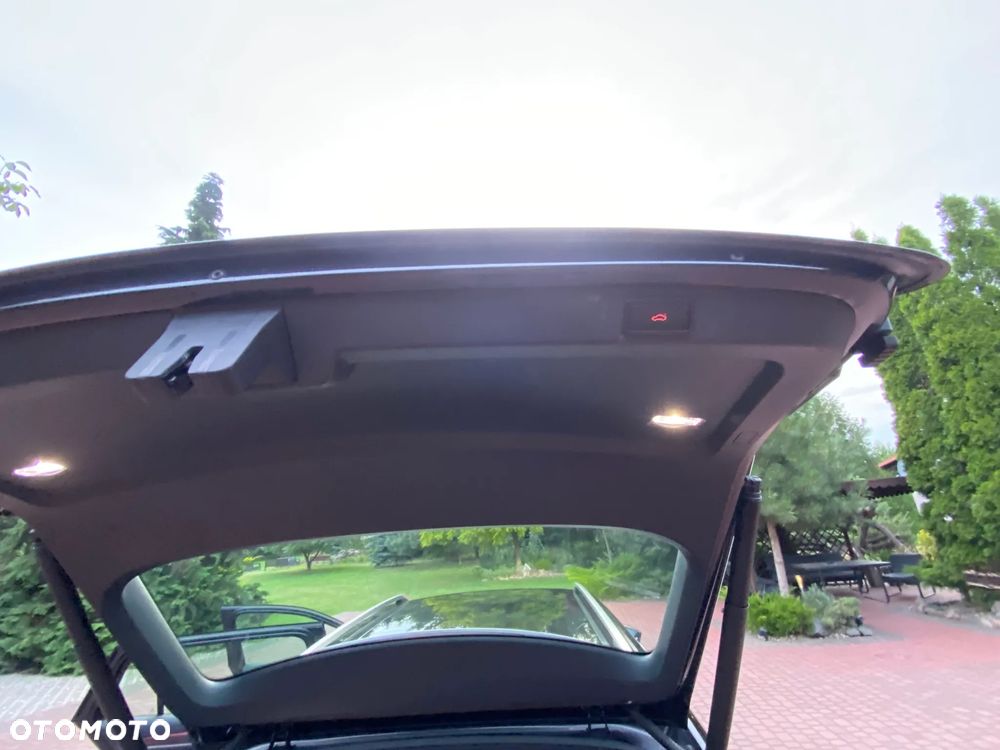 Skoda Superb 2.0 TDI SCR Style DSG - 21