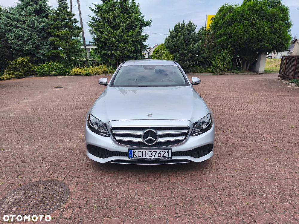 Mercedes-Benz Klasa E 220 d 4-Matic 9G-TRONIC - 8
