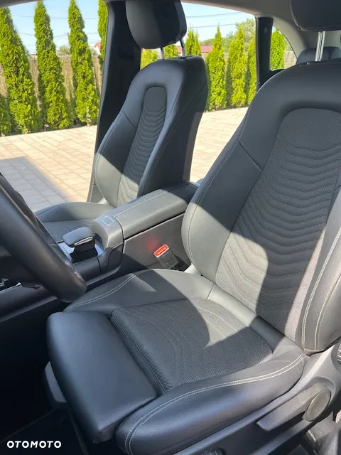Mercedes-Benz Klasa B 250 e PHEV 8G-DCT - 9
