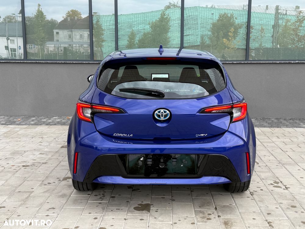 Toyota Corolla 1.8 Hybrid Business Edition - 23