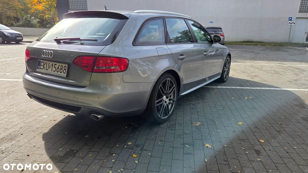 Audi A4 Avant - 9