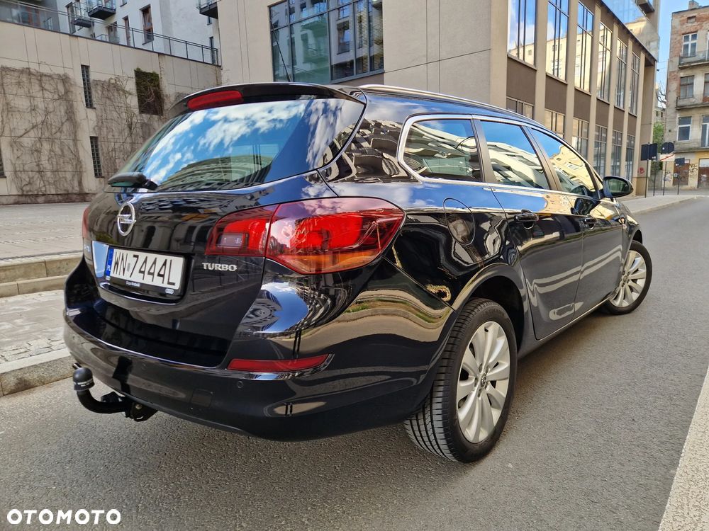 Opel Astra 1.4 T Cosmo EU6 - 9