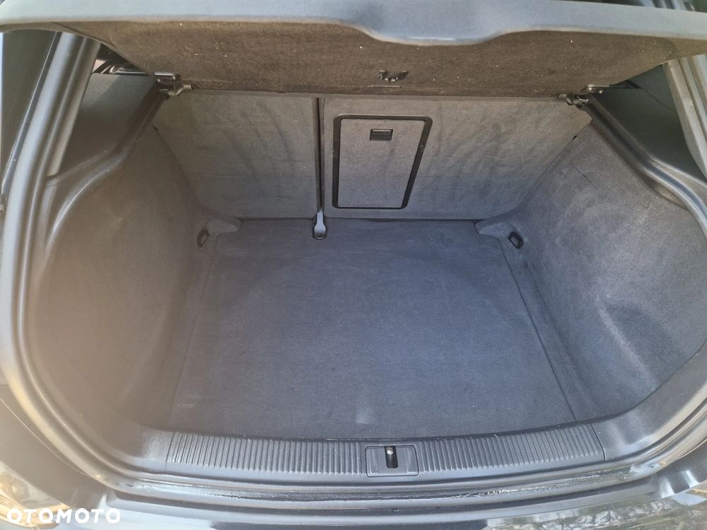 Audi A3 Sportback 2.0 TDI DPF S line Sportpaket - 25