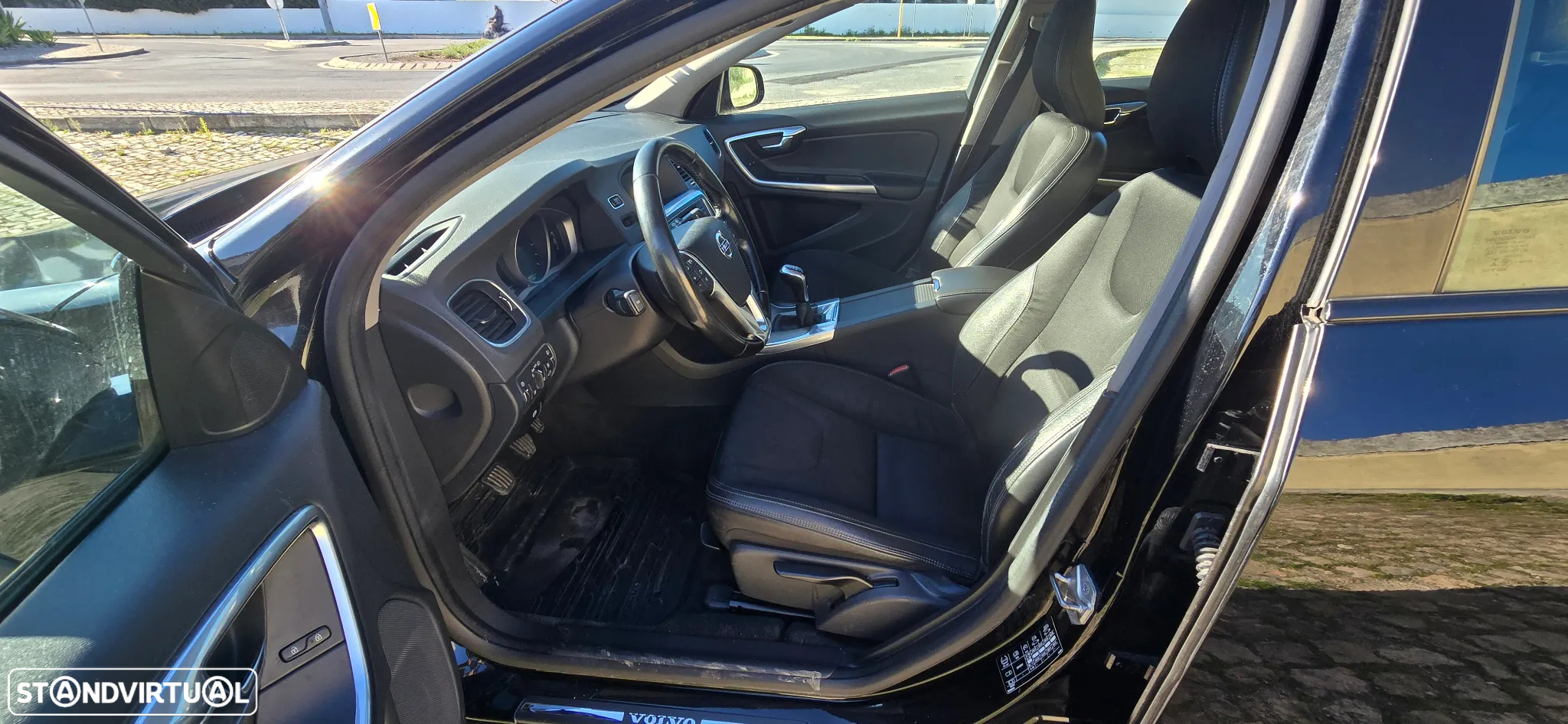 Volvo V60 Cross Country 2.0 D3 - 8