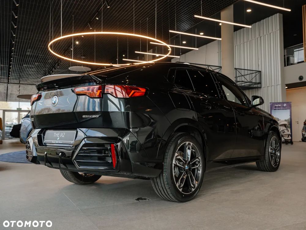 BMW iX2 eDrive20 - 3