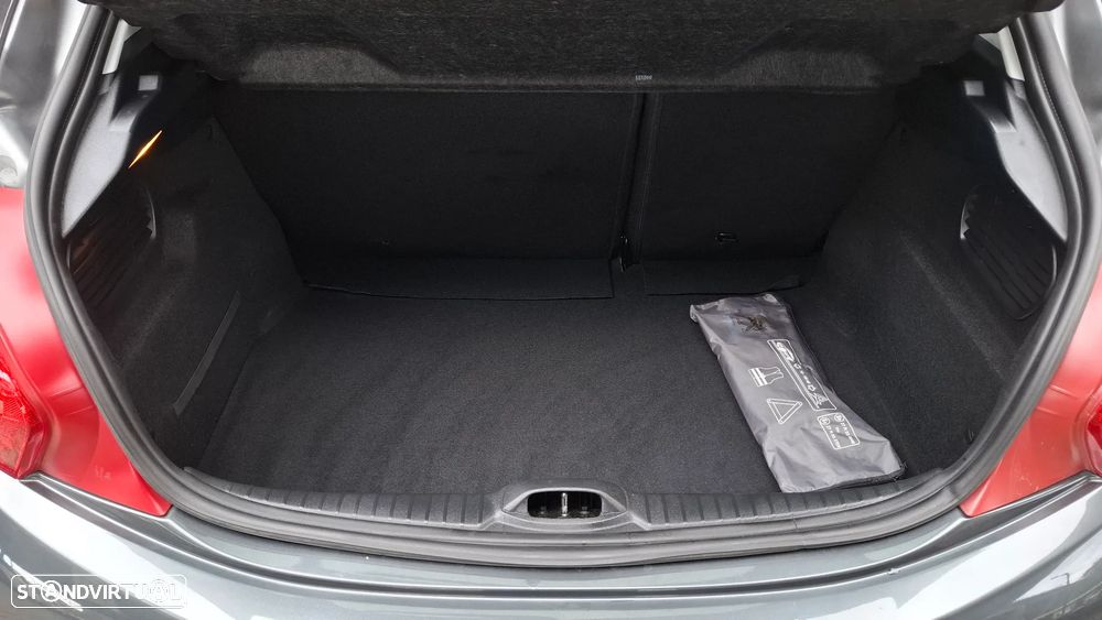 Peugeot 208 1.4 VTi Allure - 46