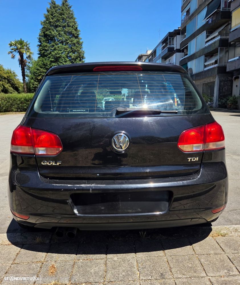 VW Golf 2.0 TDi Confortline - 5