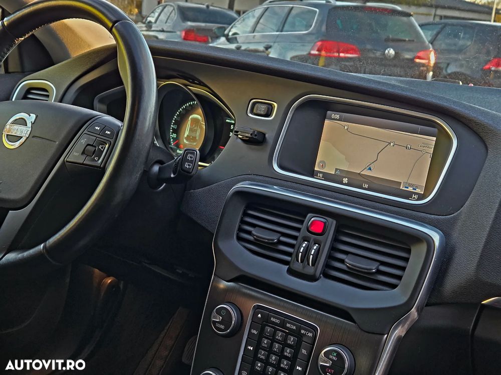 Volvo V40 D2 Kinetic - 7