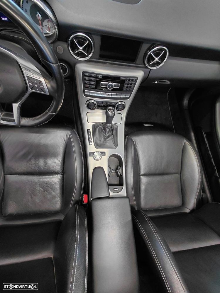 Mercedes-Benz SLK 250 - 24
