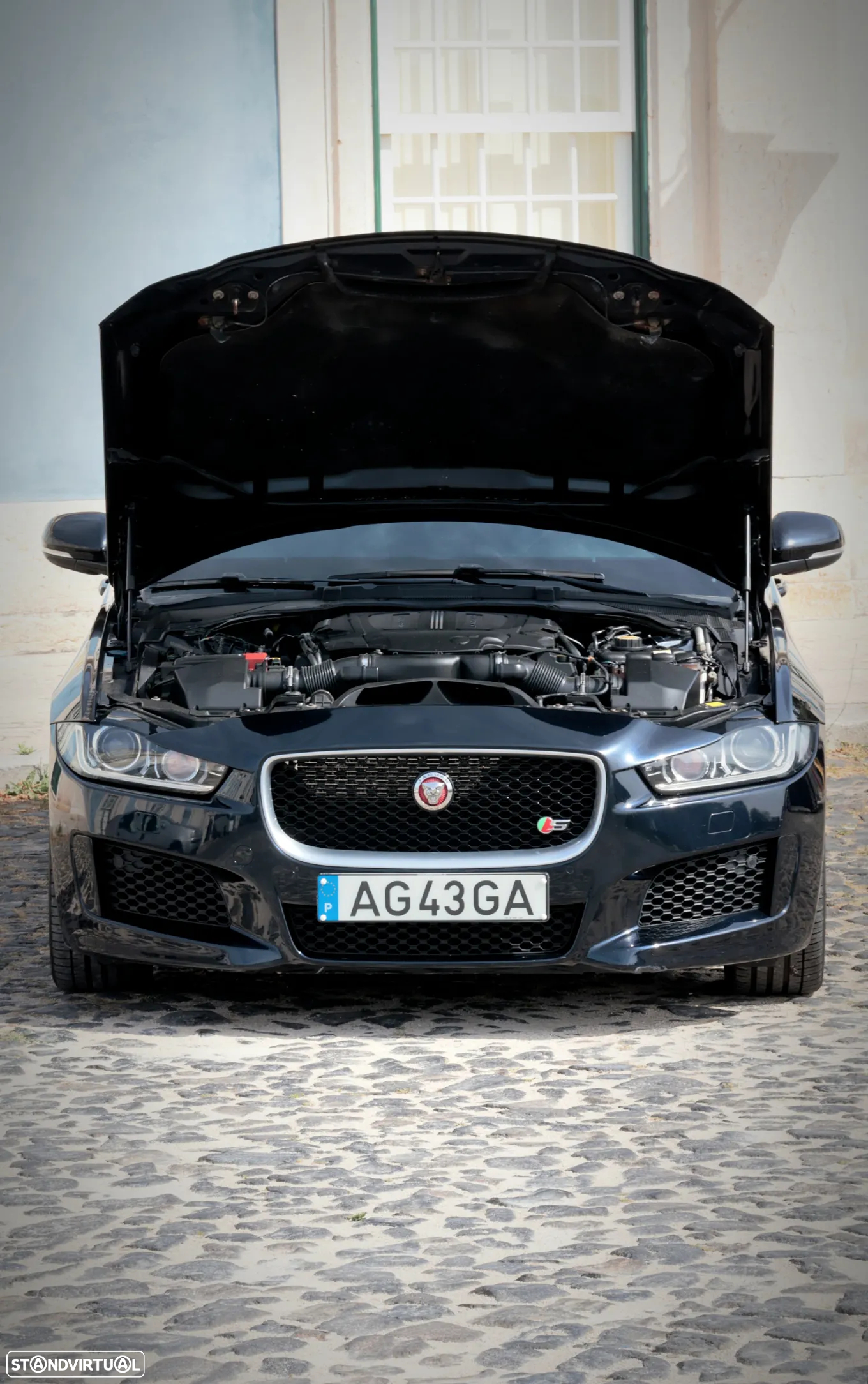Jaguar XE 3.0 V6 S/C S - 9