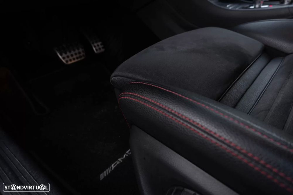 Mercedes-Benz CLA 45 AMG 4-Matic - 31