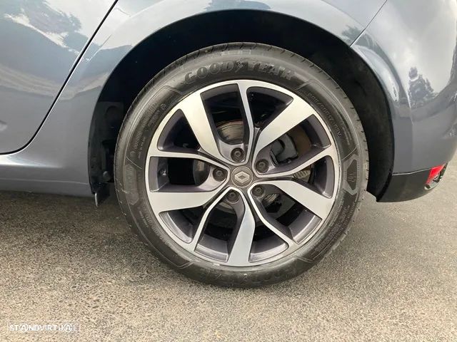 Renault Mégane 1.6 dCi Bose Edition SS - 11