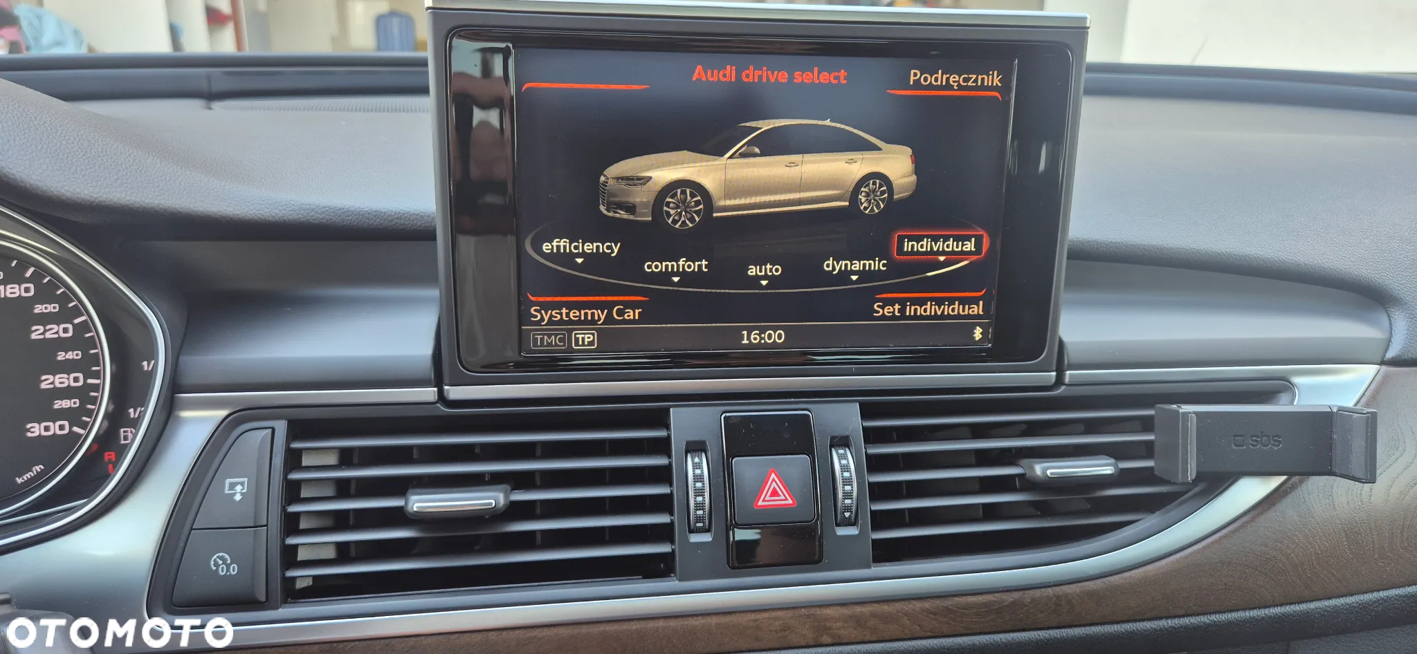 Audi A6 2.0 TDI ultra S tronic - 28