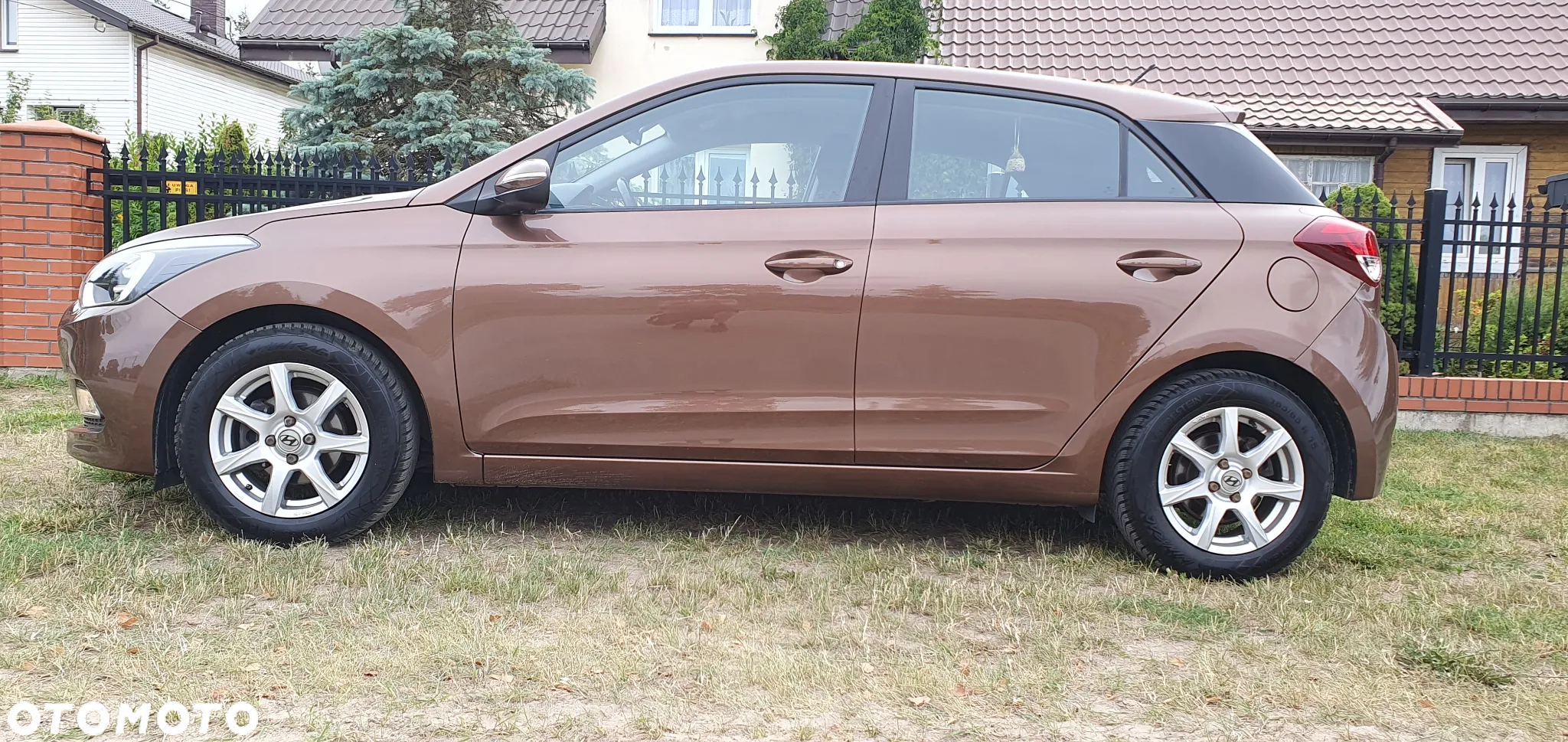 Hyundai i20 1.2 YES Silver - 10