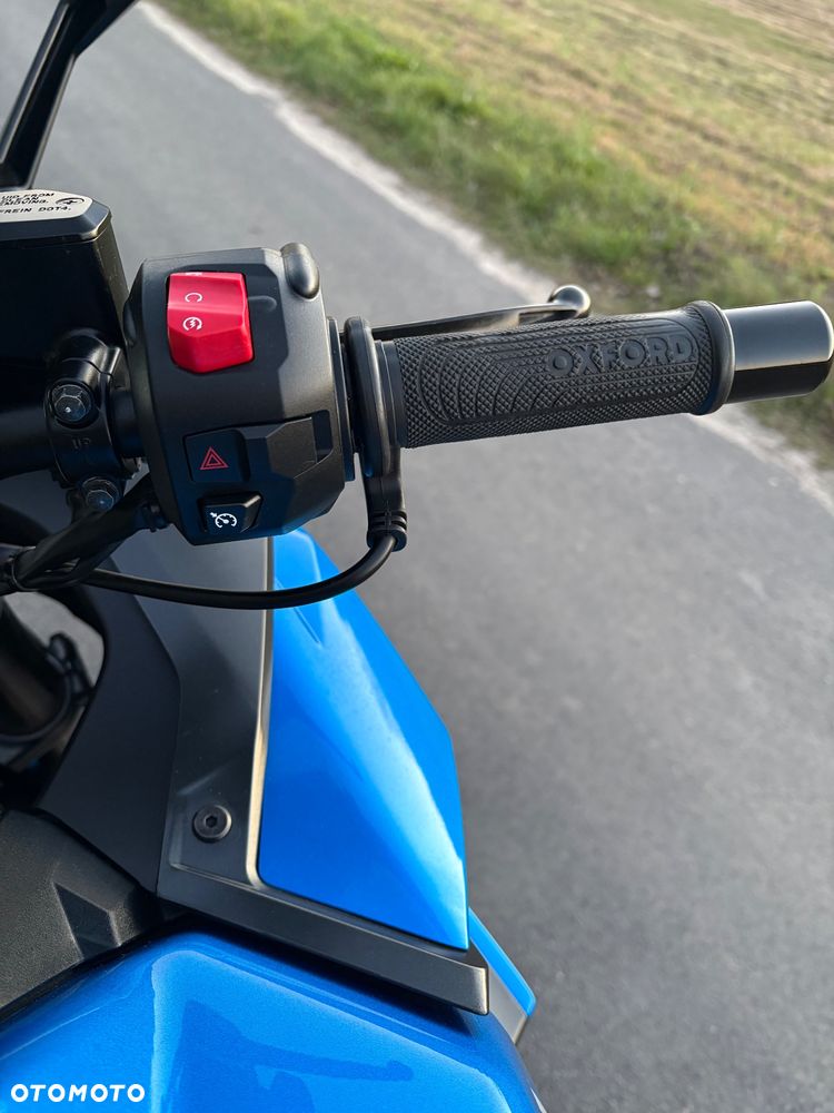 Suzuki GSX 1000 - 13