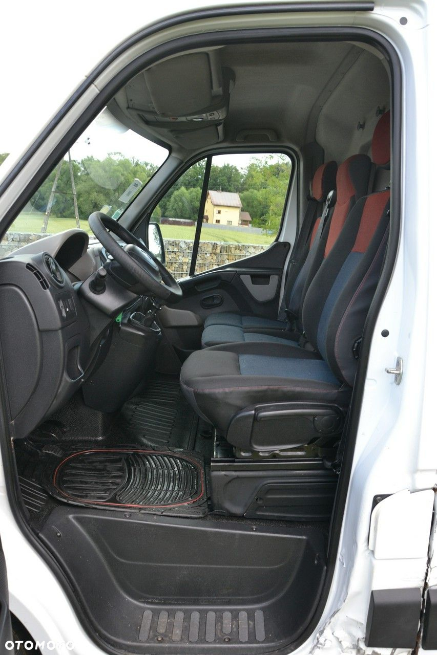 Renault Master - 18